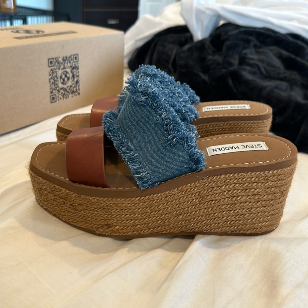 Steve Madden wedges